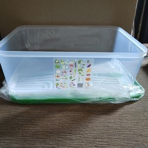 New Tupperware.  Ex Large Fridge Smart Container.  Holds 2 1/2 Gallon